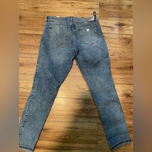 Guess Women's Sexy Curve Skinny Mid